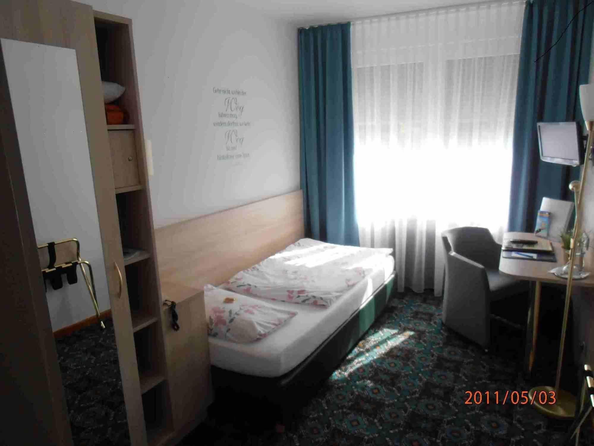 Stadthotel Geis Бад-Нойштадт-ан-дер-Зале Екстер'єр фото